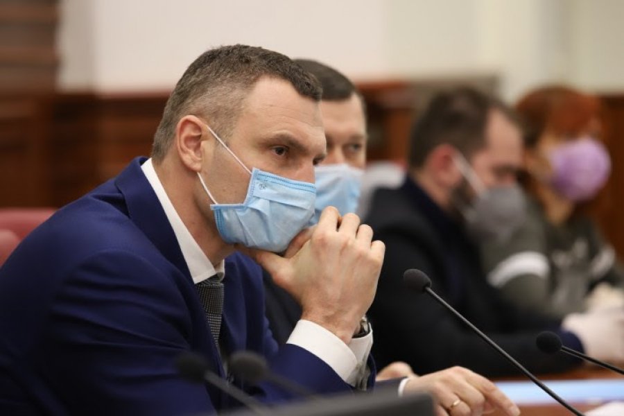 Уряд підвищив зарплату меру Києва до 19 тис. грн