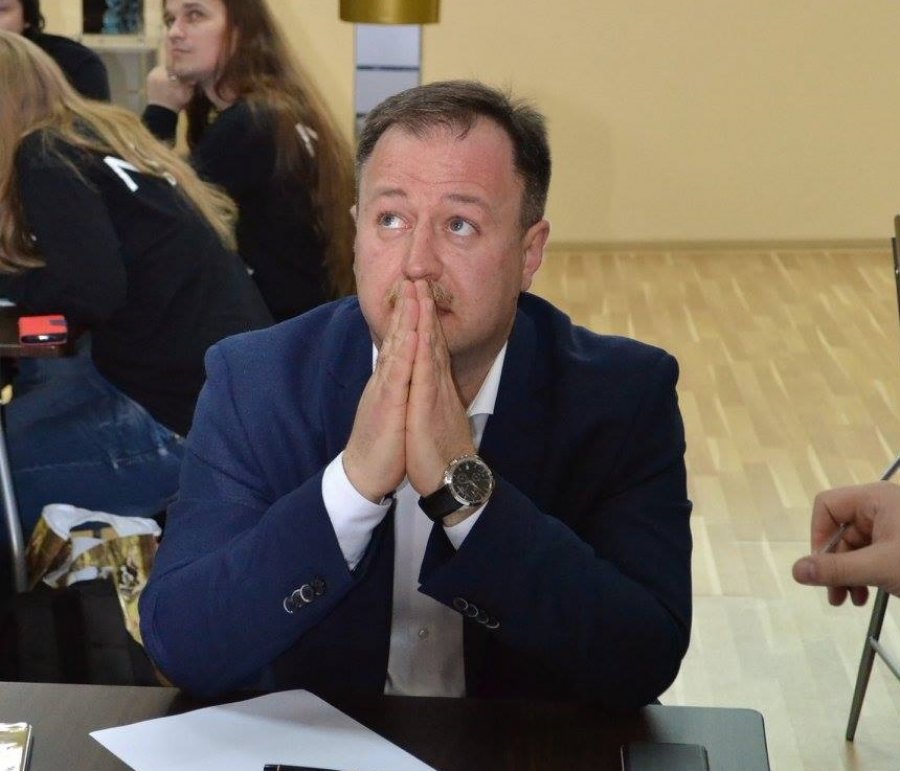 Экс-глава Имэксбанка подозревается в растрате