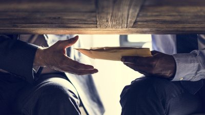 Україна покращила позиції в Індексі сприйняття корупції