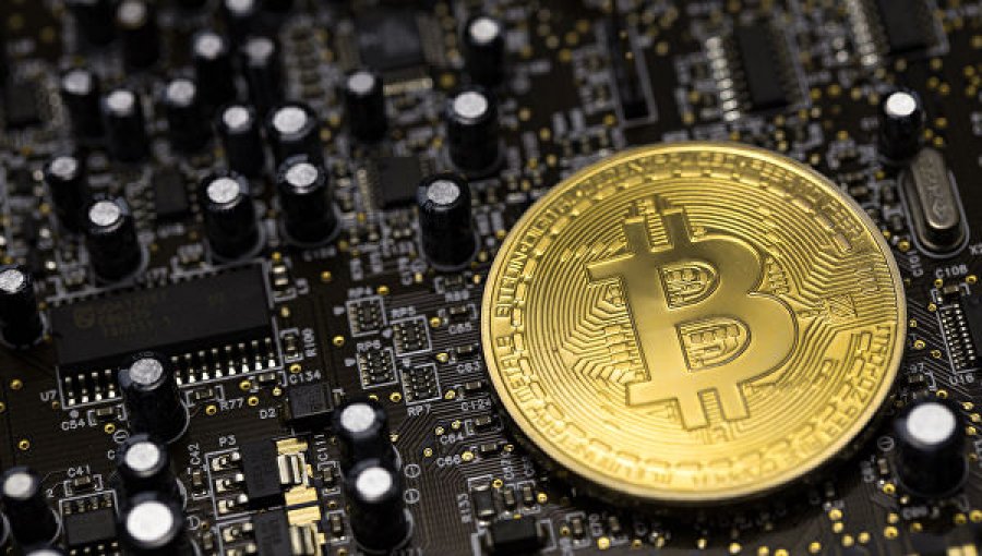 Bitcoin преодолел отметку в $7 тыс.