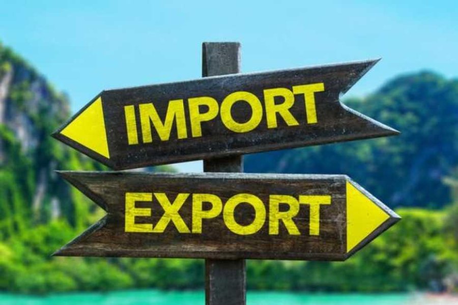 Дефіцит зовнішньої торгівлі товарами за вісім місяців зріс утричі