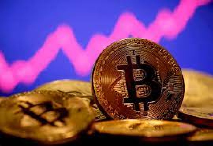 Вартість Bitcoin вперше з червня сягнула $28 тисяч