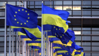 Україна та ЄС підписали угоду про залучення до 35 млрд євро допомоги