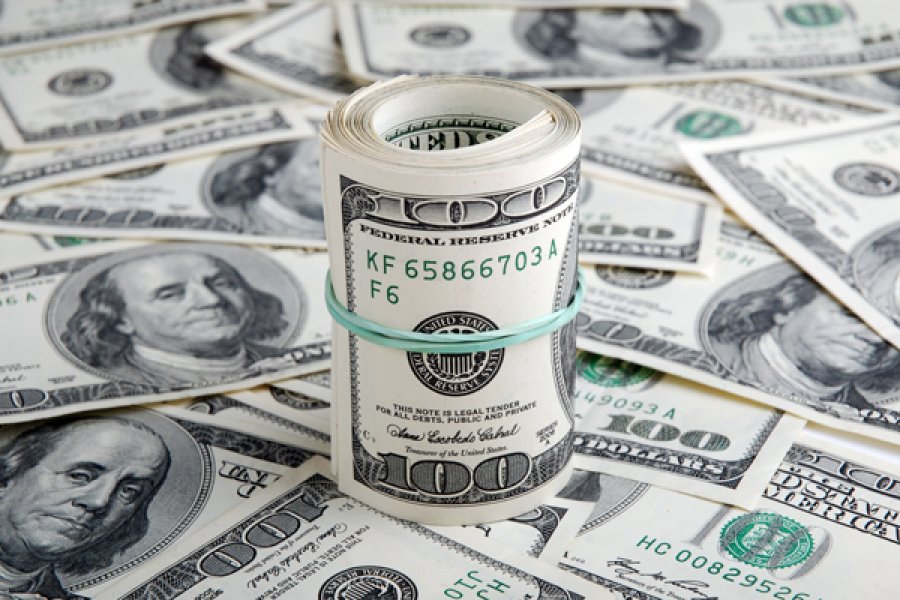 НБУ готов выкупить с рынка $100 млн