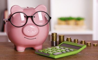 Українці зняли рекордну кількість заощаджень з рахунків у січні