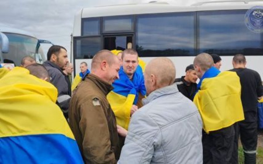 Кабмін пропонує сплачувати ЄСВ за соцстрахування полонених