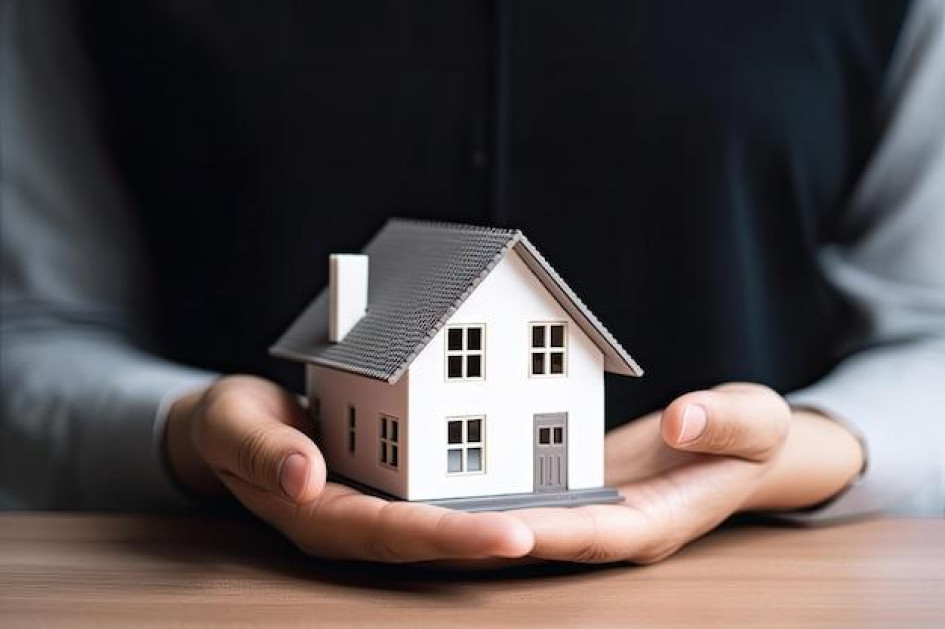 Переселенці почали отримувати компенсації за знищене житло і купувати квартири