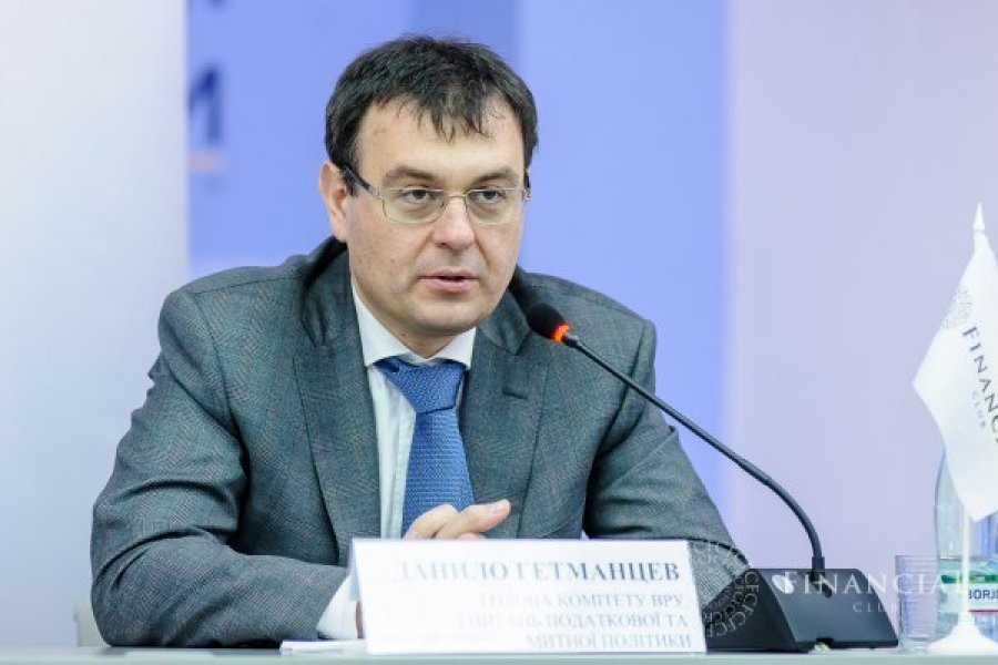 Українцям пропонують зниження податку на доходи до 10%