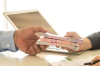 Українці повертають майже всі отримані під час війни кредити