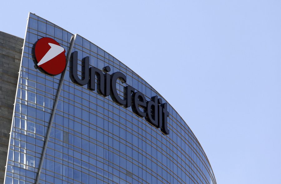 Группа UniCredit не планирует покупать банки в Украине