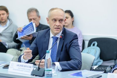 Подвійний захист сім-карти допомагає убезпечити гроші на картці