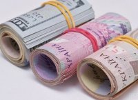 Международные резервы НБУ в марте сократились на $2,1 млрд