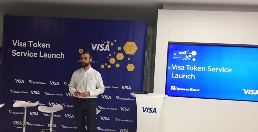 Клиентам банков разрешат доступ к чужим картам VISA