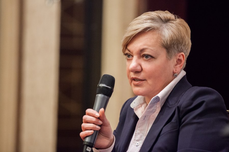 Гонтарева пригрозила банкротством непрозрачным банкам