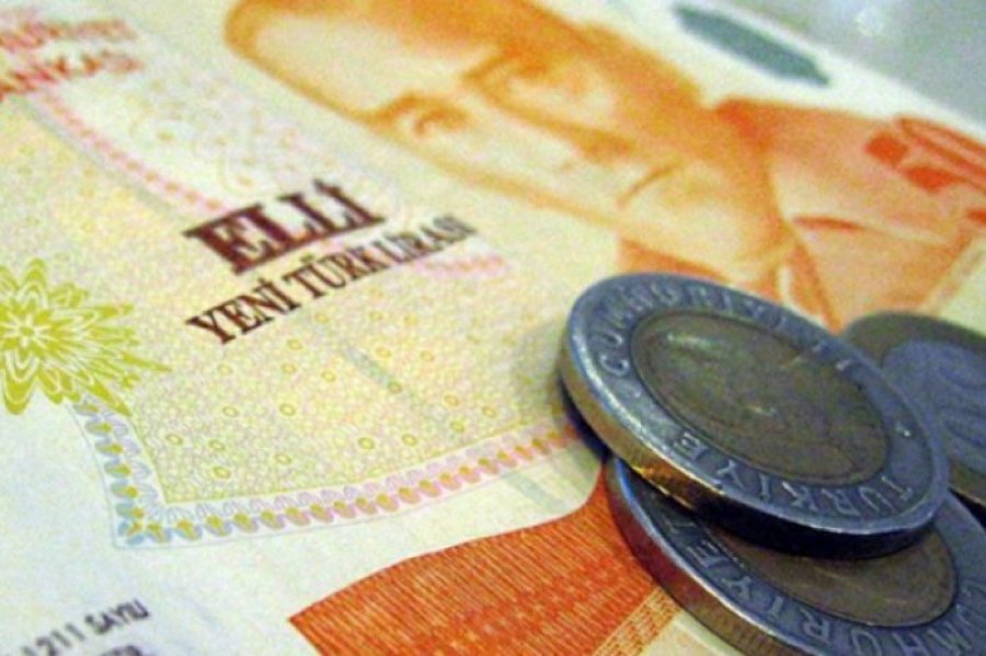 Турецкая лира укрепляется после резкого падения