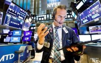 Акції банків США впали попри антикризове фінансування ФРС