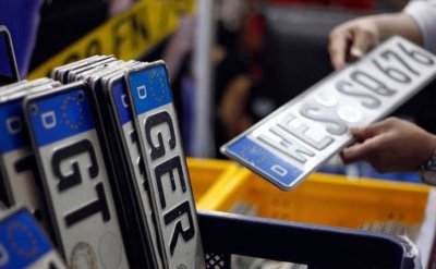 35 млрд грн надійшло до бюджету за рік після скасування пільг на розмитнення авто