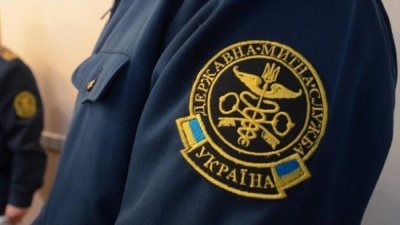 Кабмін відтермінував сплату мит за імпорт оборонки