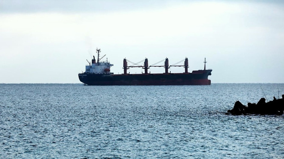 Український морський зерновий коридор заблоковано через російські атаки