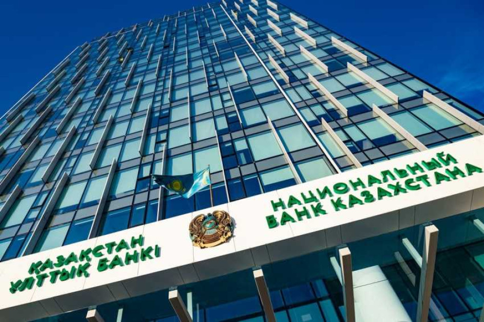 Ще чотири банки Казахстану перестали видавати карти росіянам