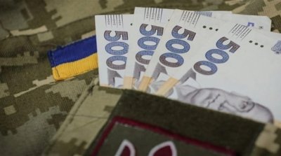 Мінфін попередив про ризик проблем з виплатами військовим без нових податків