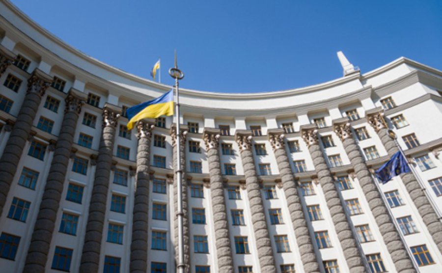Кабмін заборонив фізособам витрати з арештованих рахунків при сумі стягнення до 100 тис. грн