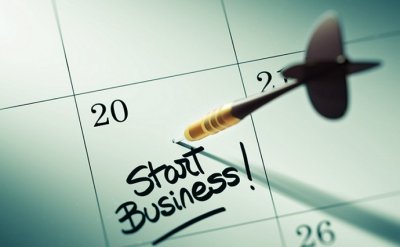 Кількість реєстрацій нових компаній скоротилася вполовину