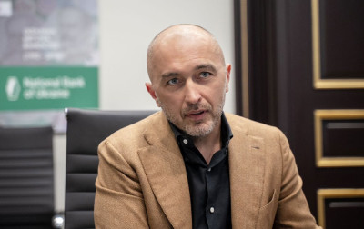 Рада викликала голову НБУ щодо ситуації з monobank