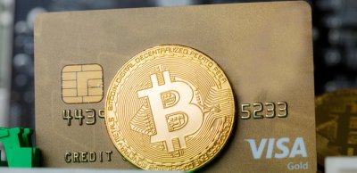 Visa випускає кредитку з кешбеком у біткоїнах