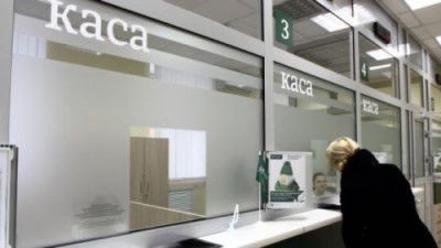 Обсяг надходжень готівки до кас банків зріс на 13,2%