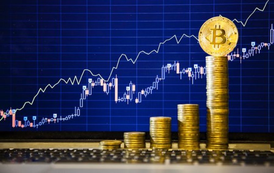 Стоимость Bitcoin превысила $18,5 тысяч