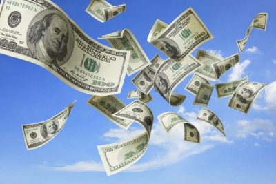 Нагляд банків за рахунками клієнтів в інвалюті посилять