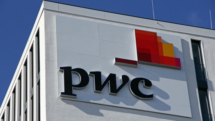Нацбанк не спешит атаковать PwC