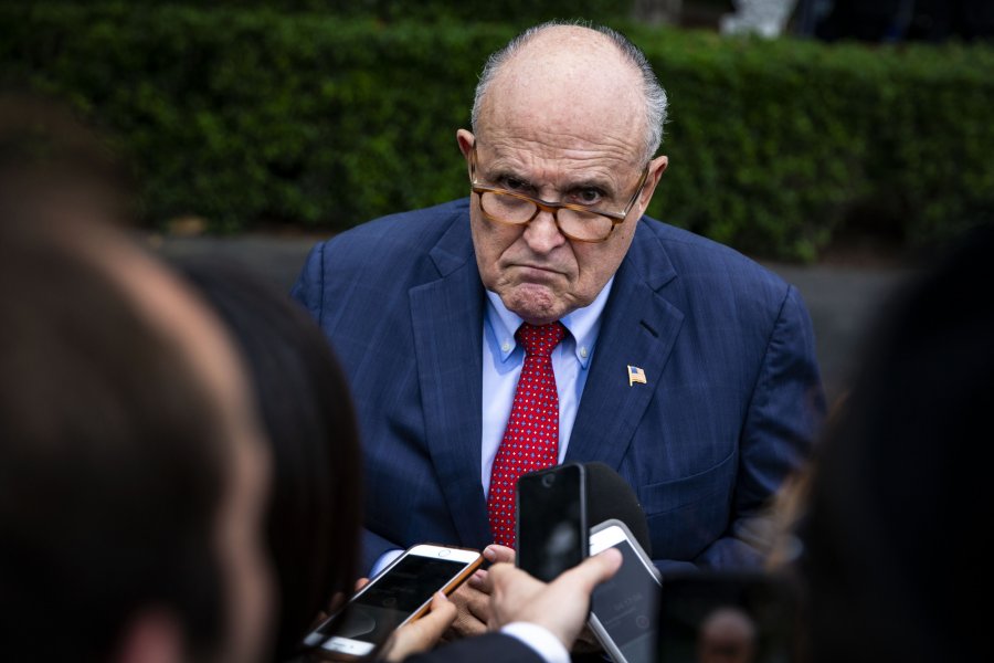 Юристи ПриватБанку зверталися по допомогу до адвоката Трампа