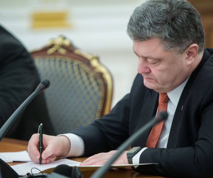 Порошенко готов подать налоговую реформу от своего имени
