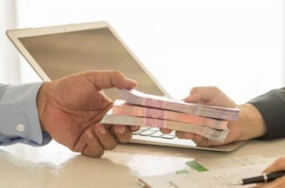 Укрексімбанк видав перший кредит «5-7-9%» стоматологу з Прикарпаття