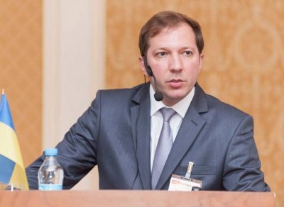 Уряд звільнив Кириченка з наглядової ради Ощадбанку
