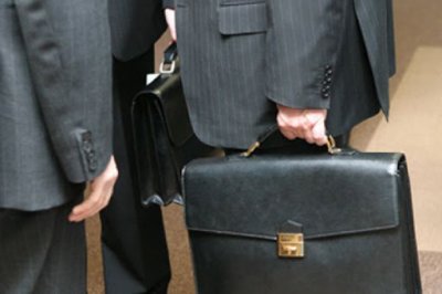 Кабмін врегулював діяльність незалежних фінансових посередників