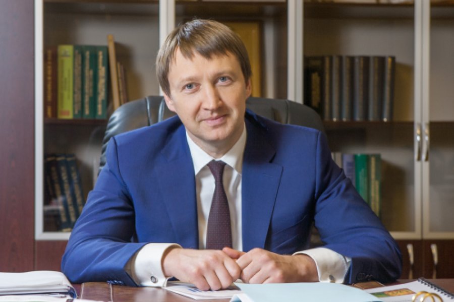 Министр правительства Гройсмана подал в отставку