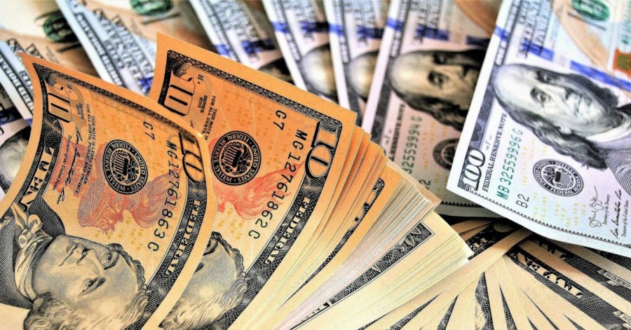 НБУ продав на міжбанку понад $460 млн
