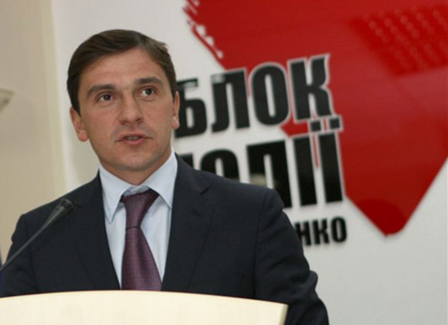 Экс-банкир Бондарев не хочет отдавать НБУ небанковский рынок