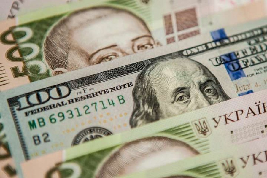 Україна полює на великий борг: їй знадобиться і МВФ, і емісія