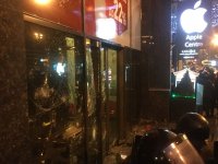 Альфа-банк на Хрещатике подвергся новому нападению