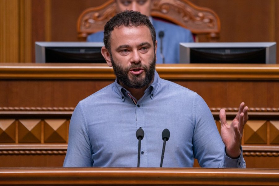 НБУ через суд вимагає від Дубінського публічного спростування наклепів