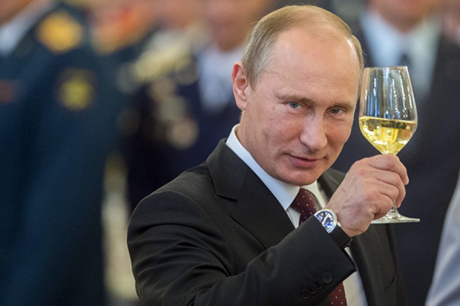 Путин списал долги заемщиков украинских банков