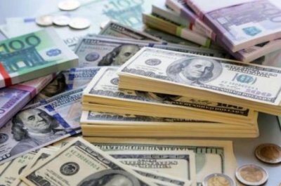 Мінфін зайняв $0,9 млрд через валютні ОВДП