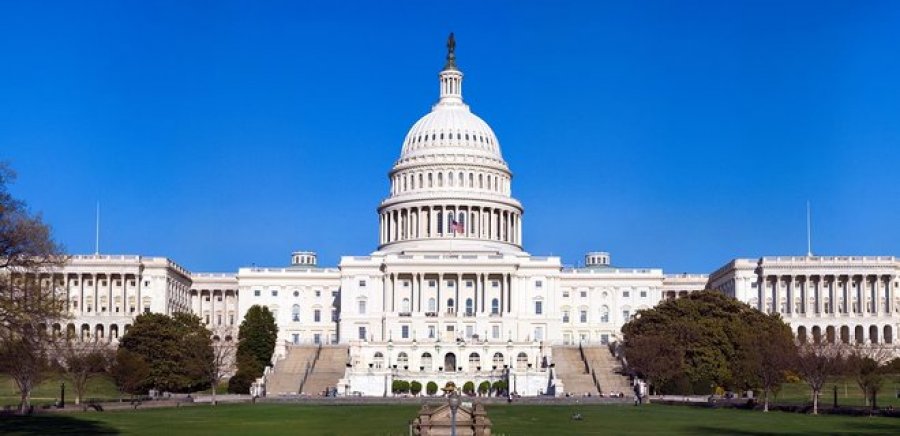 Сенат США схвалив виділення Україні $40 млрд