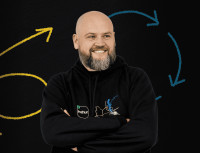 Inzhur Журжія створює українську фондову біржу